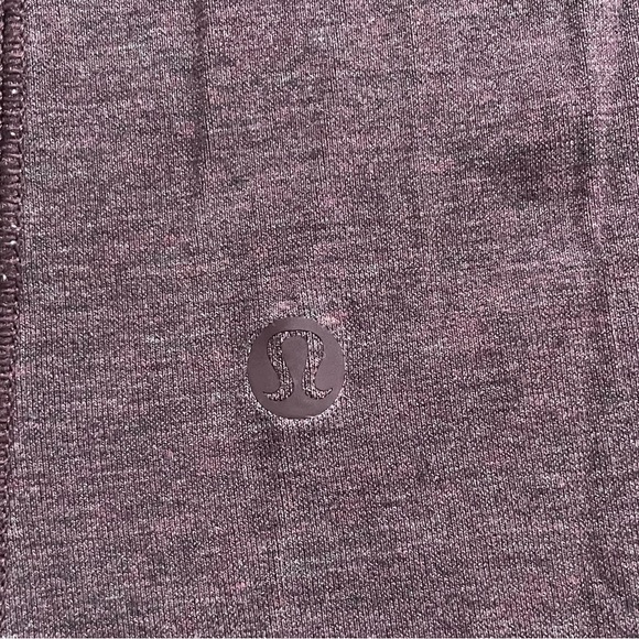 Lululemon Men’s 5 Year Basic T-Shirt Heathered Cassis Size XL - Picture 9 of 9